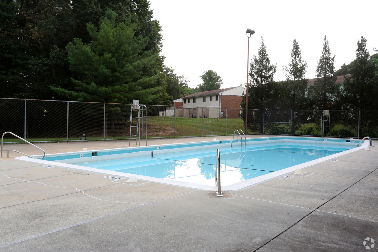 Howard Hills Storch Realty